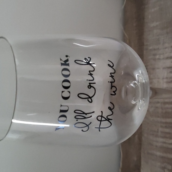 💫 3/$15 ✨Urban Barn Wine Glass 🍷 - Picture 2 of 5